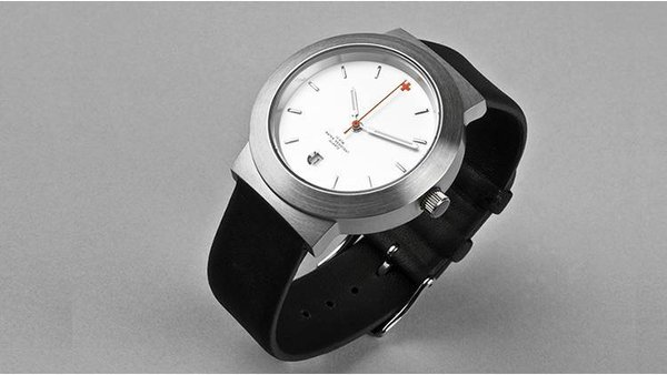 Herren-Armbanduhr aus Edelstahl
